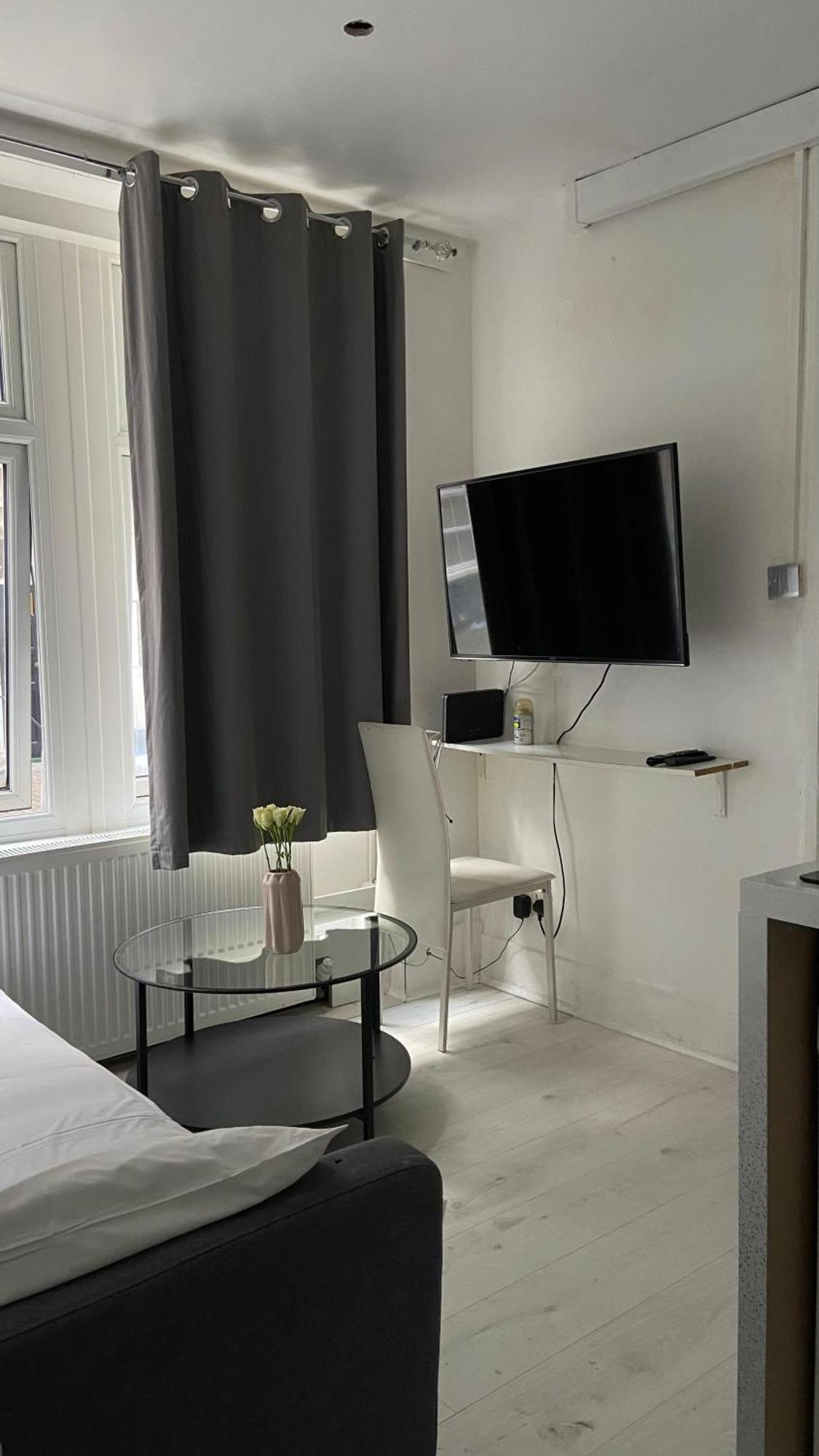 Lovely Ground Floor Miles Apart Lejlighed London Eksteriør billede